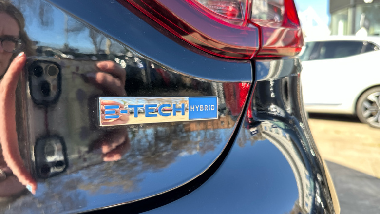 Renault Clio 1.6 E-TECH full hybrid 145 Evolution 5dr Auto Hybrid Hatchback